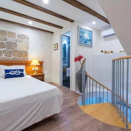 New La Barca Old Town Apartamento